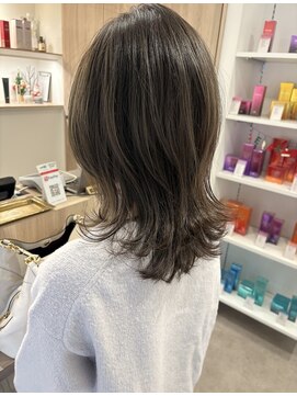 【オリーブベージュ/ウルフレイヤー】