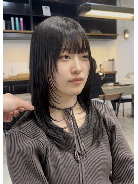 アイドットプラスフェリシア 表参道(i.+FERiCIA.) ロングウルフ/レイヤーウルフカット/顔まわりレイヤーウルフ