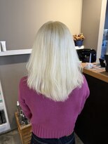 派手髪・ハイトーンカラー・デザインカラー・ブリーチ専門美容室&nbsp;ブロンドブロンドカラーホワイトブロンド抜きっぱなしブリーチ