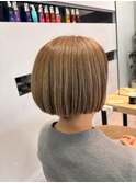 切りっぱなしボブ　ハイライト