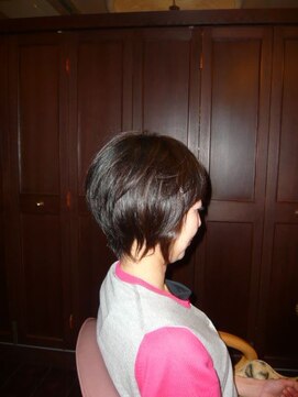 ルーネラパン(LUNELAPIN) 疎水トリートメントカラー ボブスタイル