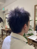 ユーネリー(U-NERY)&nbsp;軽さを出したメンズショート