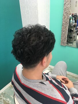 ファンヘアメイク(Fun hair make) メンズ　ツーブロック　ミディアムパーマ