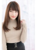 厚めバングxグラデーションカラーのナチュラルストレートb