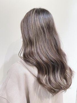 バランス 新宿(balance) ナチュラルハイライト