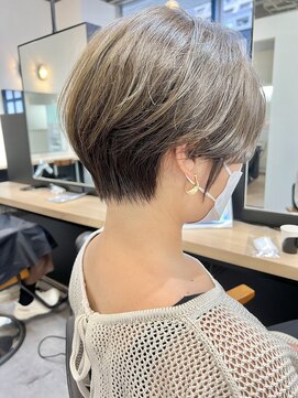 ジーニー 横浜(giinii) 大人美人20代30代40代ハンサムショート_ショートボブ