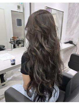 エイトデイズ 三宮駅前店(EIGHT days) グレーコントラストハイライト