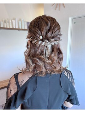リブヘア(LiB hair) ミディアムハーフアップ