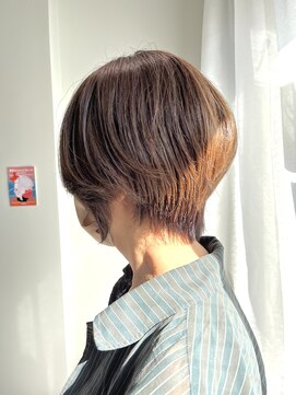 リュネッツ(lunettes) 大人女性に人気◎骨格矯正メリハリショート◎白髪ぼかし