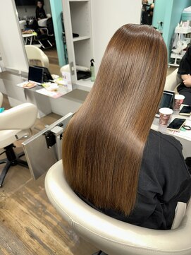 リーホリエ(Lee Horie) 【Gyo】髪質改善×酸性ストレート