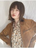 beige / layer cut