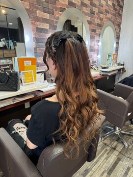 ヘアー リードレス(hair Re:dress) 大人可愛いヘアアレンジ☆編込み×ウェーブスタイル