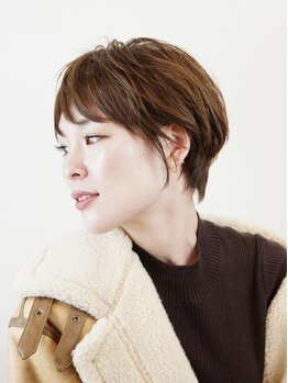 ガル(ghar)の写真/《白髪を楽しめる豊富なデザインカラー♪》大人女性のお悩みを解消◎上品な質感と潤いのある仕上がりに。