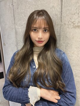 イア バイ ジーナ 渋谷(IA by Zina) レイヤーロングくびれオリーブベージュ