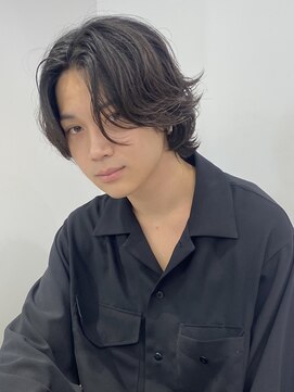 ユーフォリア 渋谷グランデ(Euphoria SHIBUYA GRANDE) ミディアムメンズヘア　レイヤー　ニュアンスパーマ　MOMO