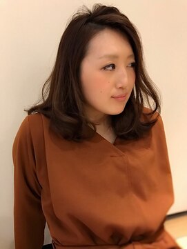 グリーンルーム(Green Room) 【Green Room 佐藤】ナチュラルフェミニンミディ