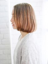 ナル 白山神社参道通り店(nalu)&nbsp;センターパートの切りっぱなしボブ