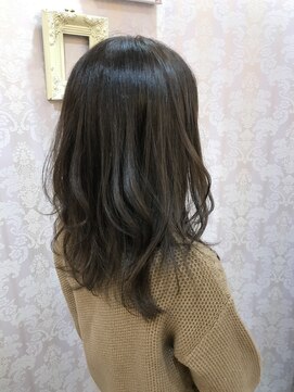 ハグエヴェック(HUG AVEC) レイヤーカット