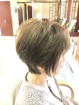 ランコントレ 千代 メリハリのあるショートスタイル