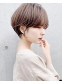 大人可愛い前髪ありひし形耳掛けクールショートボブ20代30代40代
