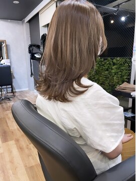 リコバイアフロート(riko by afloat) 韓国風レイヤーカット