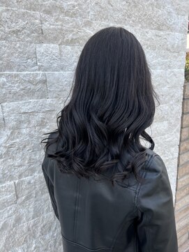 エミュ 辻堂(e'mu) 美髪/ネビージュ/大人かわいい/こなれミディ[辻堂]