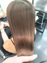 エスカーラ 町田(THE ESCALA)&nbsp;斜めバング/グレージュカラー/シルキーベージュ［町田駅］