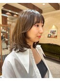 ミディアム/フェイスレイヤー/レイヤーカット/20代/30代/40代