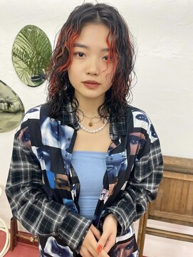 フィン(fin,) fin,/ブリーチ/パーマ/ハイトーン/ダブルカラー/インナーカラー