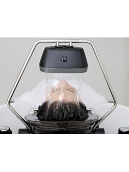 話題の頭浸浴導入！活泡泉使用で頭皮クレンジング◎豊富なヘッドスパメニューで癒しのサロン時間を...。