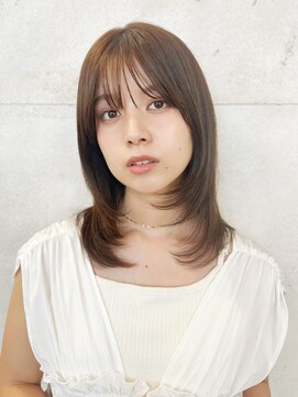 トリコ ショップアンドヘアサロン(tricot shop hair salon) やわらかく揺れる、大人レイヤースタイル