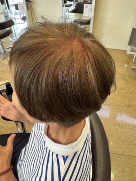 レッド(ReD) 白髪ぼかし/白髪ぼかしハイライト/脱白髪染め/金沢/髪質改善