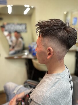 バーバーサトウ(BARBER SATO) アップバング