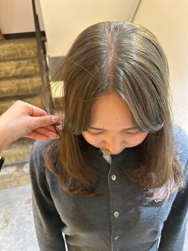 ヌー 栄(nuu) 【SHIHO】オリーブベージュ　レイヤーカット