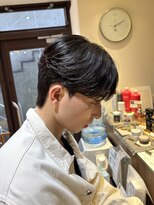 アルム オモテサンドウ(ALLM omotesando)&nbsp;韓国風カルマパーマ メンズカット メンズ韓国ヘア 原宿 表参道