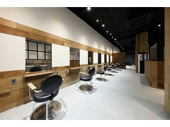 La fith hair reve 姫路店【ラフィス　ヘアー　レイヴ】