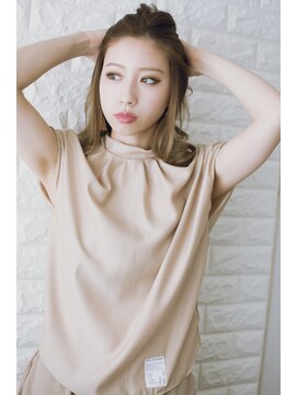 ノイン(noine) イメチェン願望を叶える、はじめての大人メイク