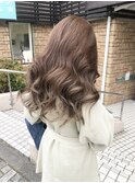 ベージュロングスタイル