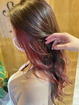 ソル(SOL by INFINI) インナーカラー/デザインカラー/赤髪