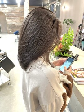 バーチ(BIRCH) グレージュカラー