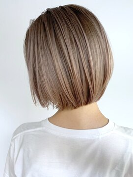 アイティーバイアルバム 八王子店(IT by ALBUM) ホワイトベージュ_ショコラベージュボブルフ_ba341121