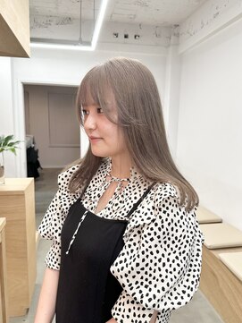 バド(bado) シアーグレージュロング