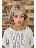 リークフー(Ree cu fuu)&nbsp;10代20代30代40代50代前髪　金髪ショートボブ　藤沢