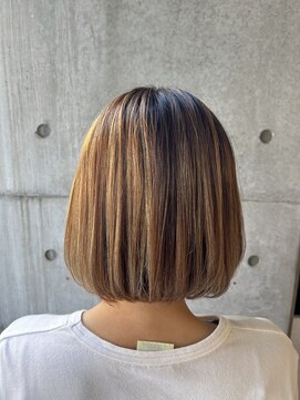 ユイト(uit) 《ベースなしハイライト》