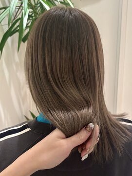 トリッカ 代官山(tricca) 【tricca代官山rin】くすみ色で艶カラー/ケアブリーチ