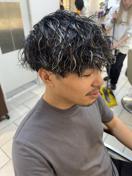 テトラ バイ ネオリーブ 横浜西口店(tetra by neolive) 横浜★メンズカットツイストスパイラル