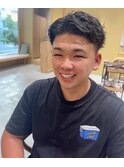 『大人っぽさ+色気+仕事マン＝アップバングスタイルパーマ』