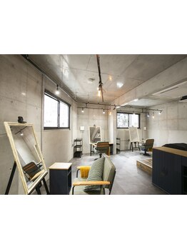 ヘッドスパと髪質改善がおすすめの”affix　hair”。3席の少人数制サロンで、髪のお悩み解決力が魅力＊