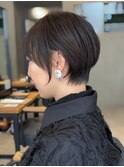 大人ショートヘア小顔カット丸みショート顔まわりレイヤー