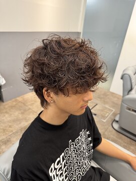 ノイセル 西本町(Noisyle) フェザーパーマスパイキーショートブルーブラックサーフカールF